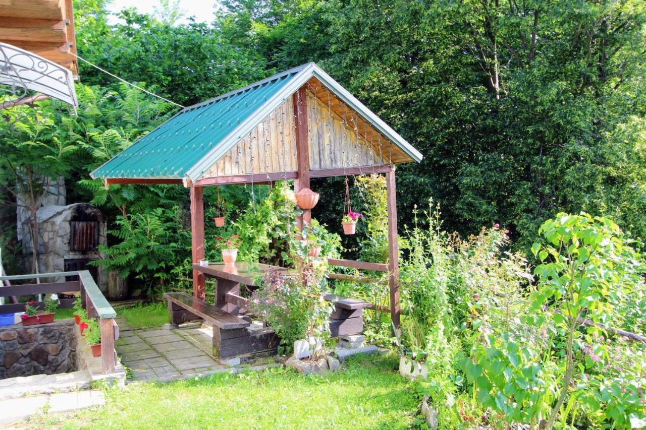 Котедж "Гірський Затишок" Yaremtche Extérieur photo